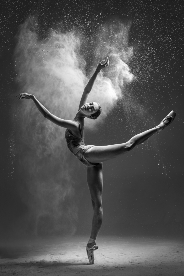Балерины в муке на фото Александра Яковлева