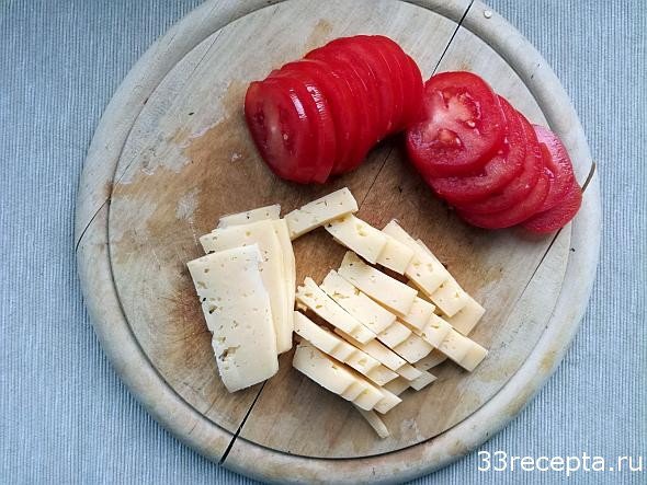 помидоры и сыр для галеты