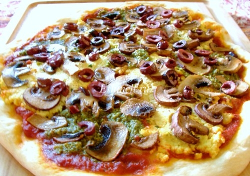 вегетарианская пицца с грибами