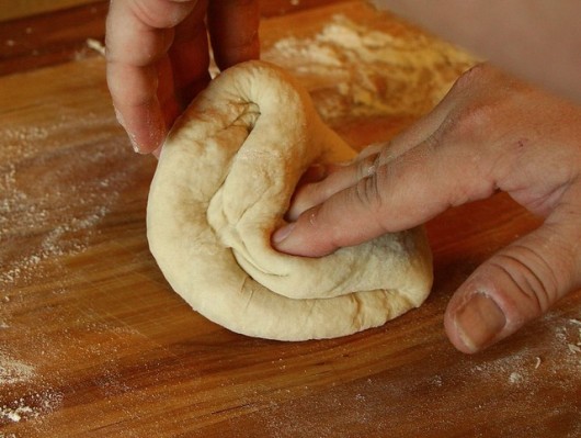 Дрожжевое тесто для хлеба.