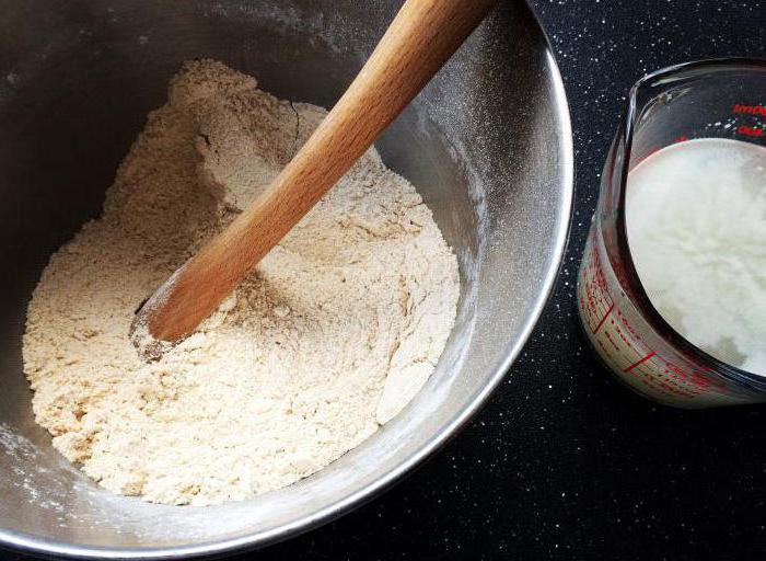 Как испечь хлеб из цельнозерновой муки в духовке?