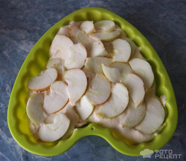яблочный пирог Шарлотка на сливочном масле