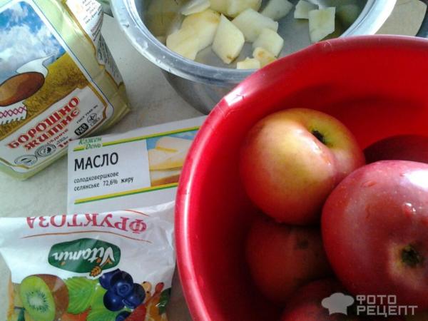 Ингридиенты для тертого яблочного пирога на фруктозе без муки