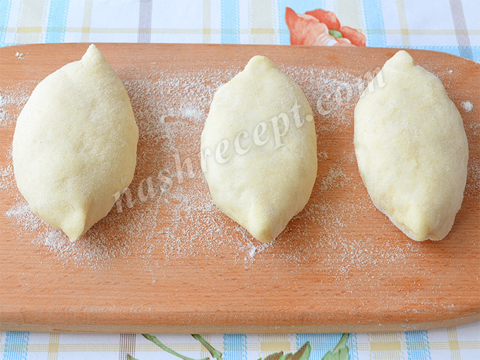 лепим пирожки с капустой - lepim pirozhki s kapustoy