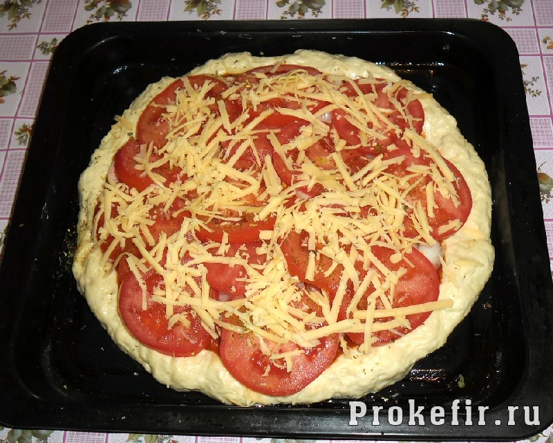 Рецепт пиццы без дрожжей на кефире: фото 11