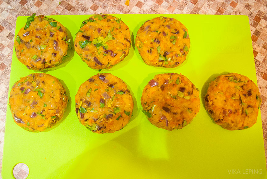 Веганские или постные котлеты из чечевицы: рецепт индийской кухни