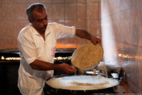 Сладкая страна: как готовят халву в Азербайджане