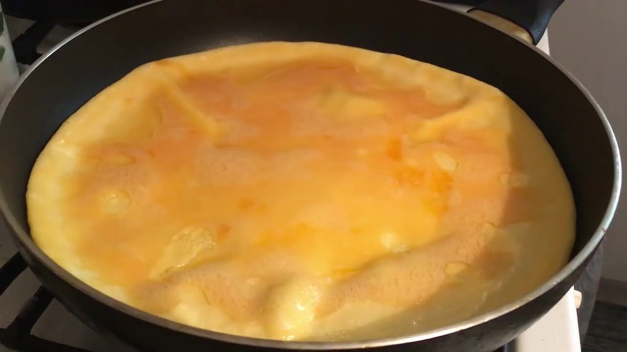 как приготовить омлет на сковороде с молоком и мукой