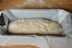 Хлеб на кефире без дрожжей - фото шаг 3