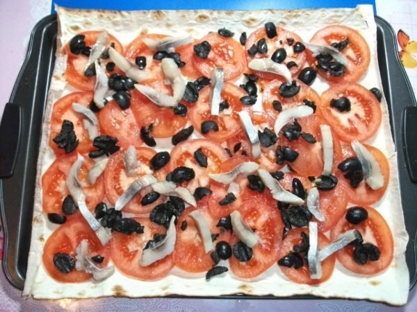 Вариант пиццы на лаваше