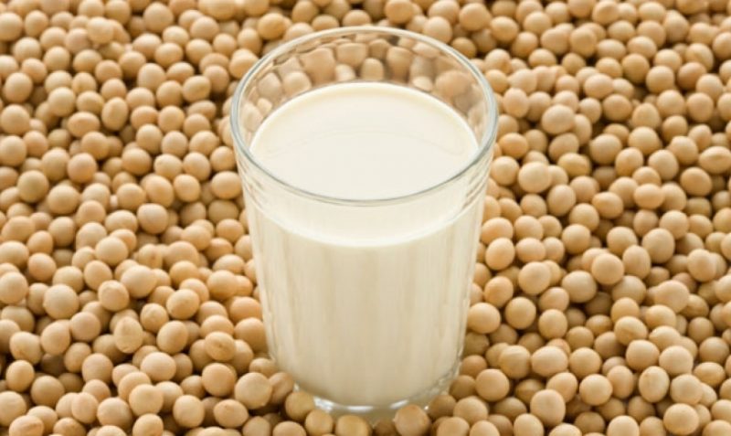 Соя, молочные продукты для роста груди