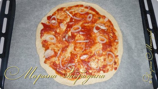 Добро пожаловать в гости! Сегодня готовлю еще одну интересную пиццу. Само тесто с добавлением ржаной муки по рецепту Алисы Уотерс (Alice Waters) из книги "Паста, пицца и кальцоне от ресторана Chez Panisse" (1984). фото 31