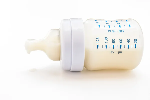 Baby бутылки с молоком с обтравочного контура Лицензионные Стоковые Изображения